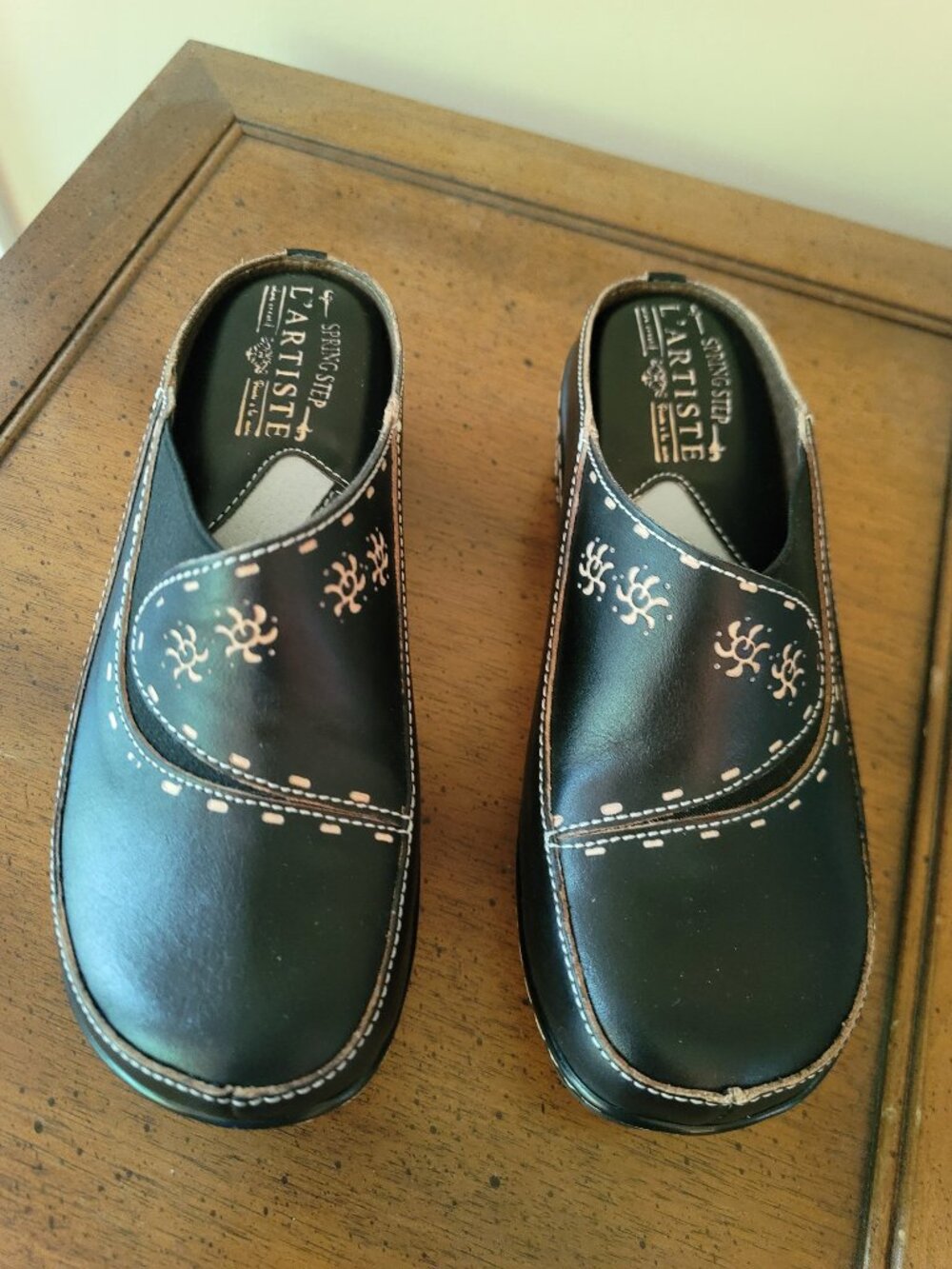 Spring Step L'Artiste CHINO black clog NWOT